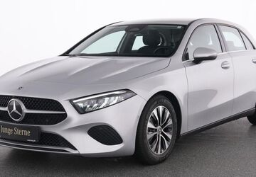 Mercedes-Benz A 180 11.409 km 25.445 &euro; Essen 45309
