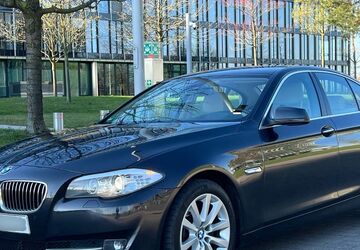 BMW 528 152.000 km 11.990 &euro; Essen 45147