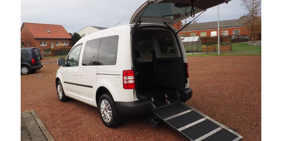 VW Caddy 89.559 km 18.980 &euro; Südkirchen 59394