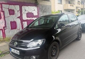 VW Golf Plus 143.146 km 4.200 &euro; Recklinghausen 45665