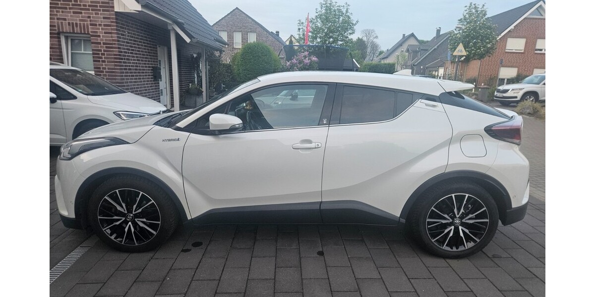 Toyota CHR 86.500 km 18.000 &euro; Herten 45699