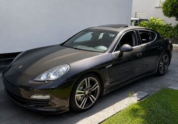 Porsche Panamera 281.000 km 13.900 &euro; Gelsenkirchen 45883