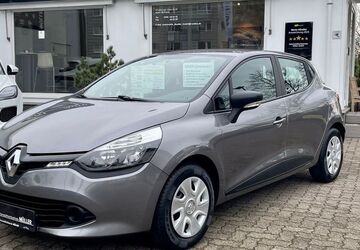 Renault Clio 143.000 km 8.850 &euro; Mülheim /Ruhr 45481