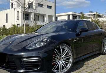 Porsche Panamera 123.200 km 49.990 &euro; Gelsenkirchen 45897