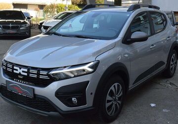 Dacia Sandero 90.000 km 11.750 &euro; Mülheim an der Ruhr 45473