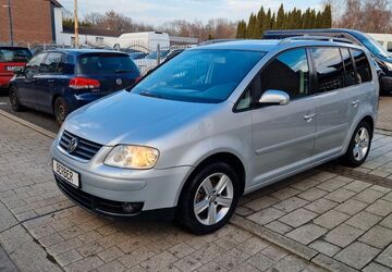 VW Touran 245.000 km 2.999 &euro; Herten 45701