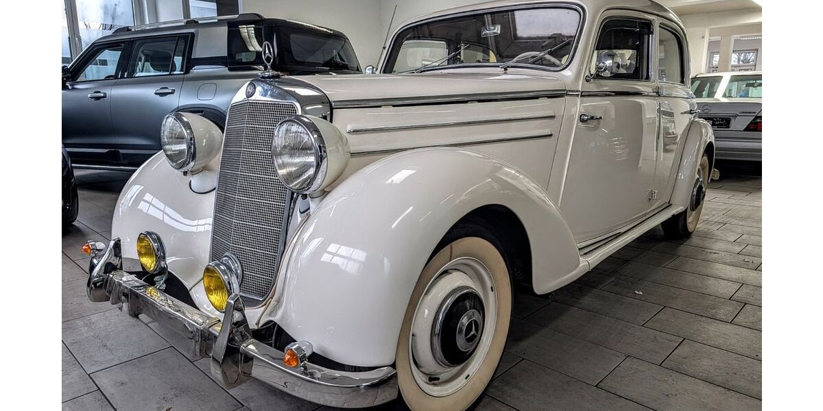 Mercedes-Benz Andere 25.612 km 43.750 &euro; Essen 45279