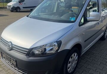 VW Caddy 127.095 km 7.900 &euro; Dortmund 44379