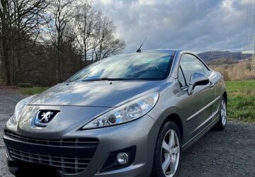 Peugeot 207 160.000 km 4.200 &euro; Oberhausen 46049