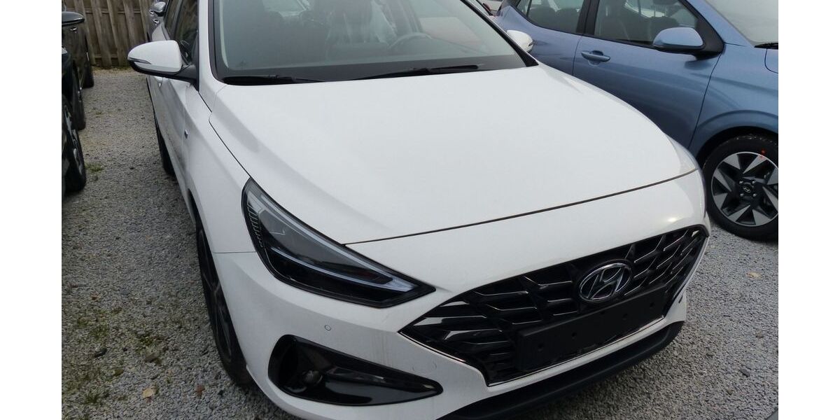 Hyundai i30 13.500 km 23.950 &euro; Selm-Bork 59379