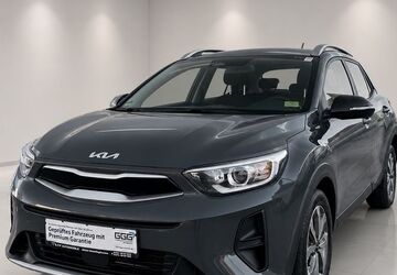 Kia Stonic 14.590 km 14.223 &euro; Recklinghausen 45661