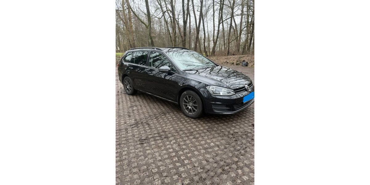 VW Golf 143.000 km 8.990 &euro; Bochum 44869