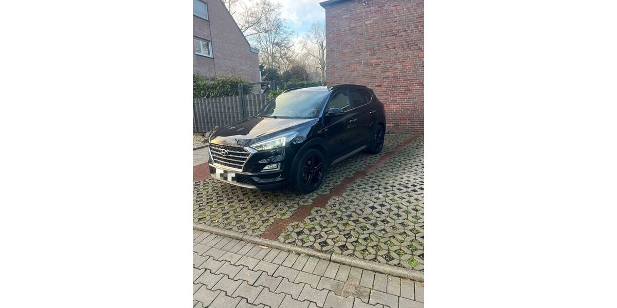 Hyundai TUCSON 144.000 km 16.500 &euro; Gelsenkirchen 45881