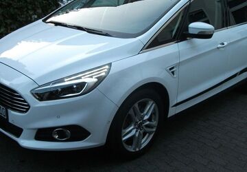 Ford S-Max 171.400 km 8.950 &euro; Recklinghausen OT Stadtmitte 45657