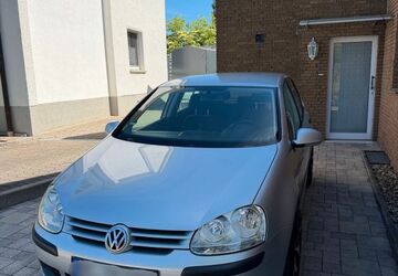 VW Golf 135.000 km 4.900 &euro; Recklinghausen 45659