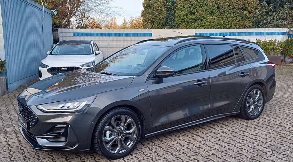 Ford Focus 18.500 km 24.980 &euro; Essen 45307