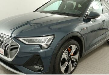 Audi e-tron 54.996 km 33.010 &euro; Dortmund 44143
