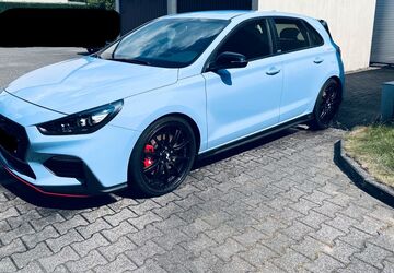 Hyundai i30 18.000 km 27.000 &euro; Essen 45355