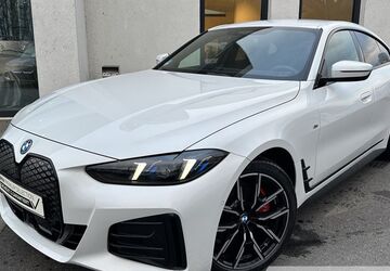 BMW i4 24.883 km 52.640 &euro; Essen 45134