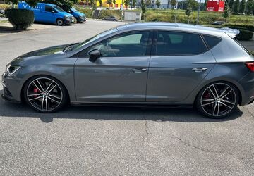 Seat Leon 91.000 km 21.800 &euro; Oberhausen 46147