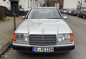 Mercedes-Benz 250 245.000 km 7.999 &euro; Gelsenkirchen 45879
