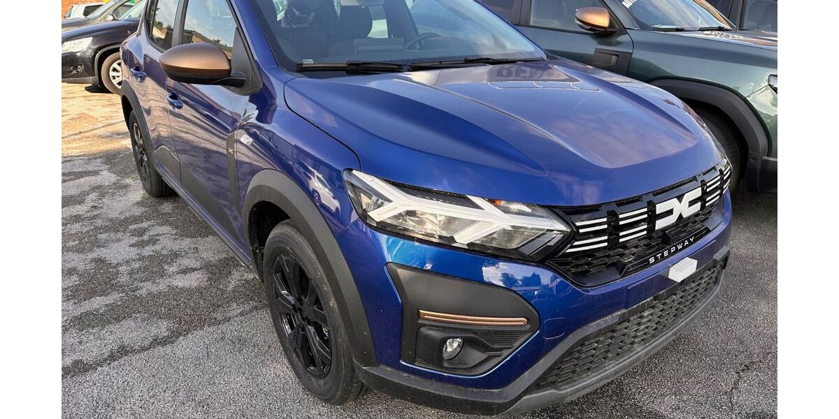 Dacia Sandero 1.555 km 19.490 &euro; Hünxe 46569