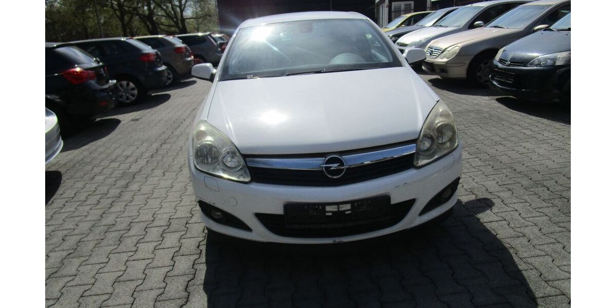 Opel Astra 167.000 km 2.499 &euro; Oberhausen 46117