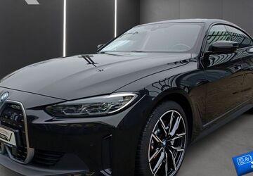 BMW i4 13.417 km 39.289 &euro; Bottrop 46236