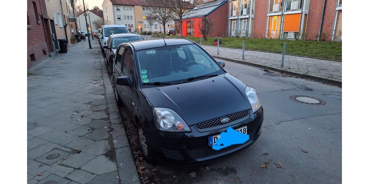 Ford Fiesta 161.500 km 2.000 &euro; Dortmund 44388