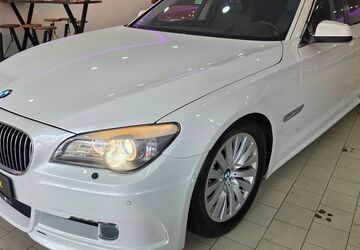 BMW 750 71.991 km 15.900 &euro; Recklinghausen 45661