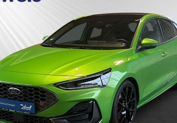 Ford Focus 12.530 km 36.490 &euro; Oberhausen - Sterkrade 46145