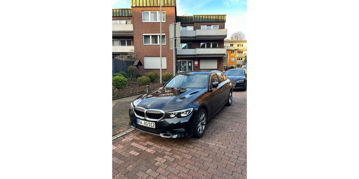 BMW 320 146.000 km 22.999 &euro; Oberhausen 46117