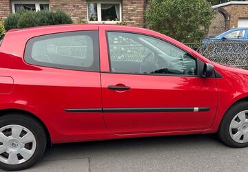 Renault Clio 56.421 km 3.390 &euro; Oberhausen 46047