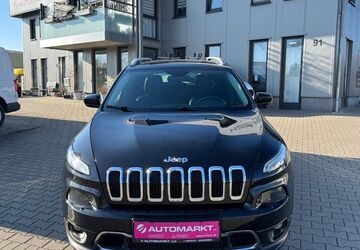 Jeep Cherokee 195.000 km 9.990 &euro; Lüdinghausen 59348