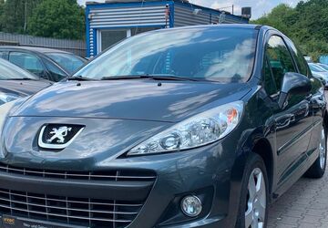 Peugeot 207 100.000 km 3.990 &euro; Essen 45326