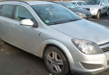 Opel Astra 210.000 km 1.650 &euro; Bottrop 46238