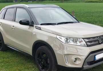 Suzuki Vitara 71.000 km 12.999 &euro; Mülheim an der Ruhr 45472