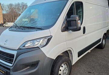 Peugeot Boxer 83.000 km 14.999 &euro; Recklinghausen 45661