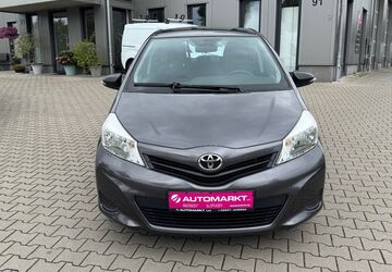 Toyota Yaris 195.500 km 4.490 &euro; Lüdinghausen 59348