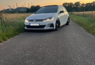 VW Golf 124.000 km 25.890 &euro; Herten 45699