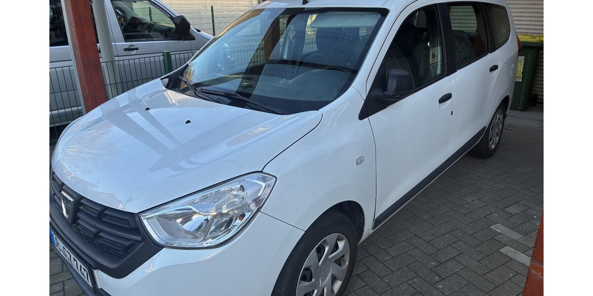 Dacia Lodgy 58.500 km 8.500 &euro; Oberhausen 46045